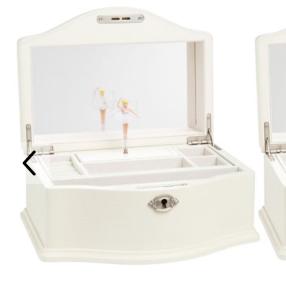 Pottery Barn Kids Abigail Cream Jewelry Box Large - Picture 1 of 12